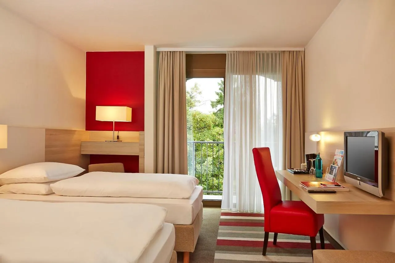 Staying Near Ev. Dekanat Kronberg: 4 Design-Hotels verglichen